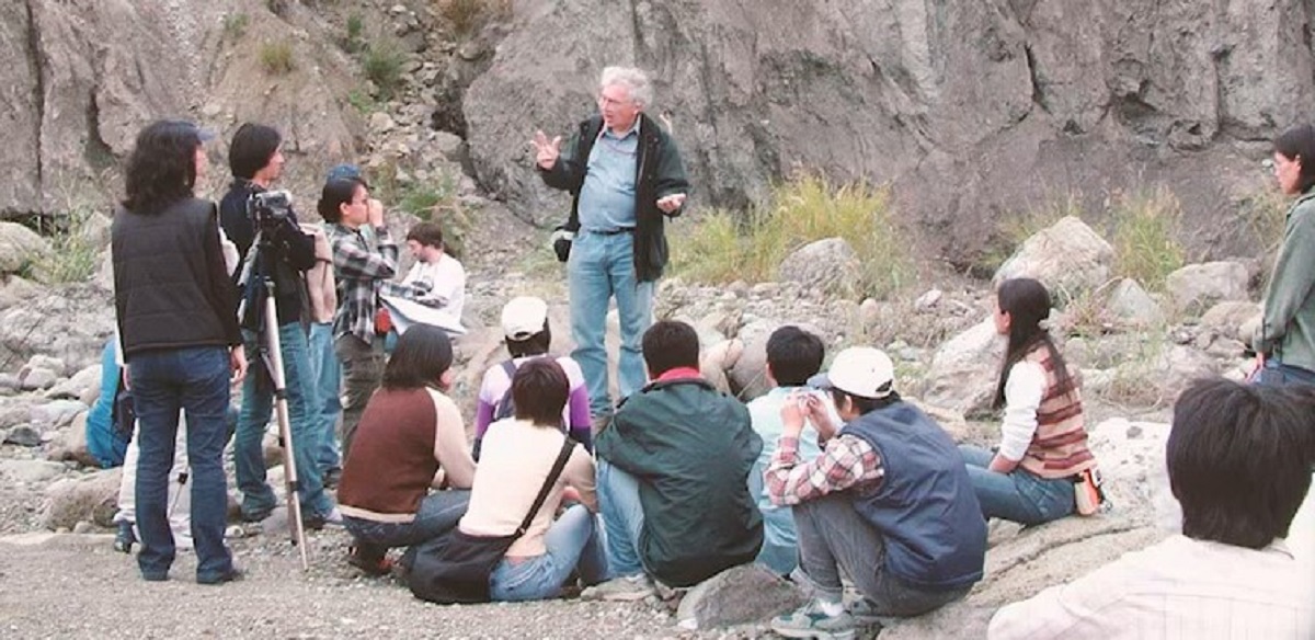 致力研究池上斷層的法國地質教授安朔葉過去每年都會來到台灣台東的池上進行研究。