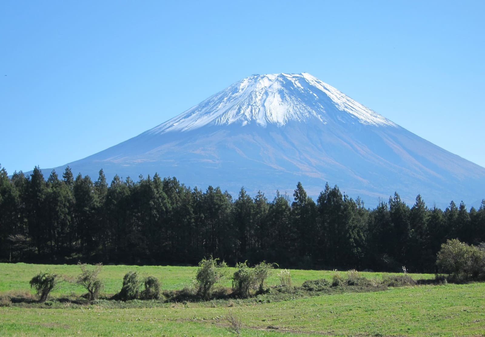 造訪日本第一聖山「富士山」是許多車友的夢想。圖／魏華萱提供