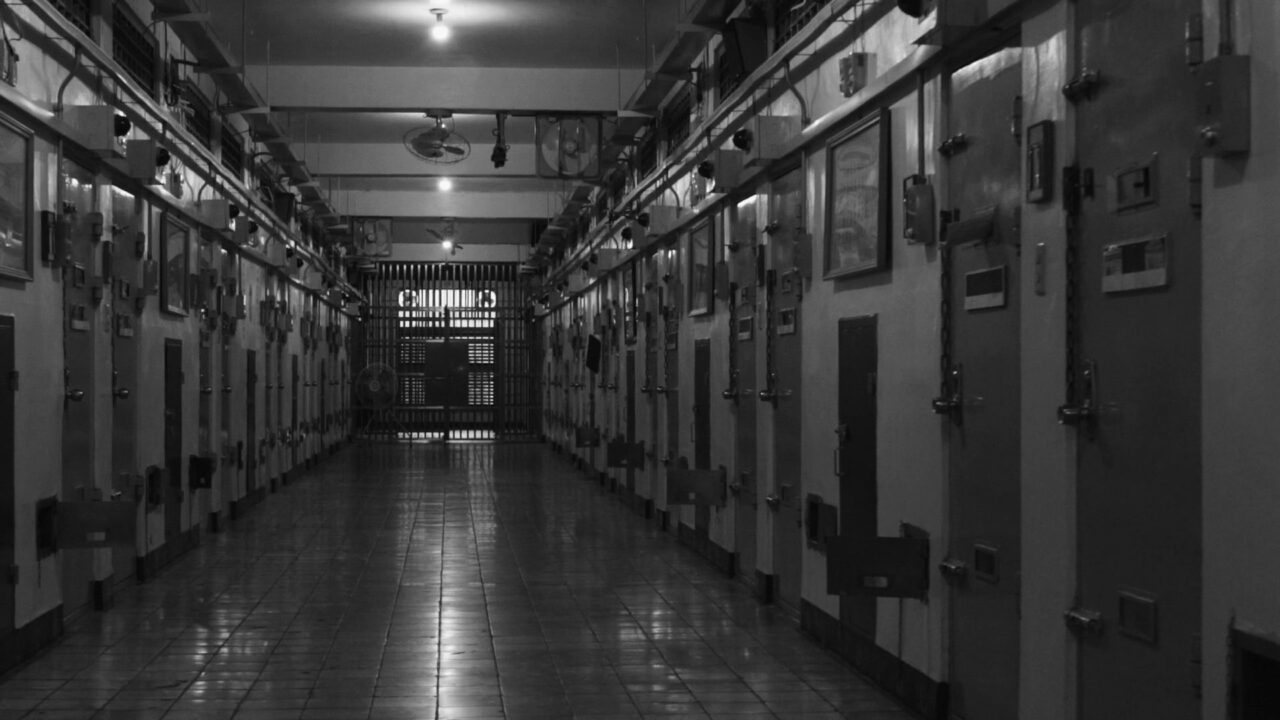 為什麼會養出殺人犯?死刑犯父母一生都無法回答的問題 - 觀點同不同