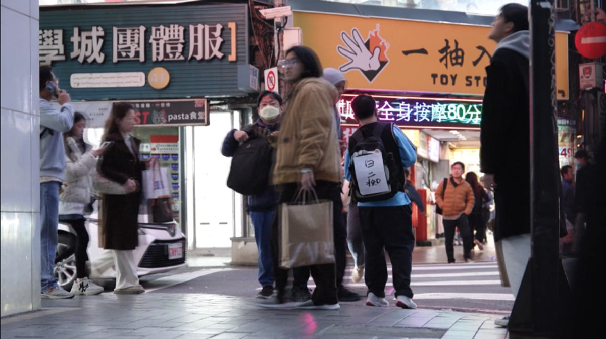 看到有學生被貼惡意字條，你會怎麼做？圖／《青春發言人》