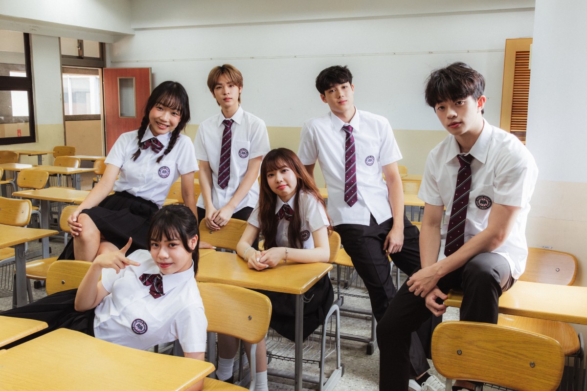 容貌焦慮是青少年普遍面臨的課題。圖/《Meet Up!高校生 #校外教學》