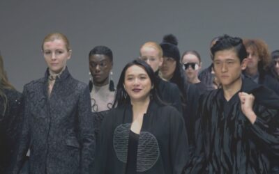 設計師汪俐伶將東方美學與科技縫進布料，素還真穿西裝也出自她之手