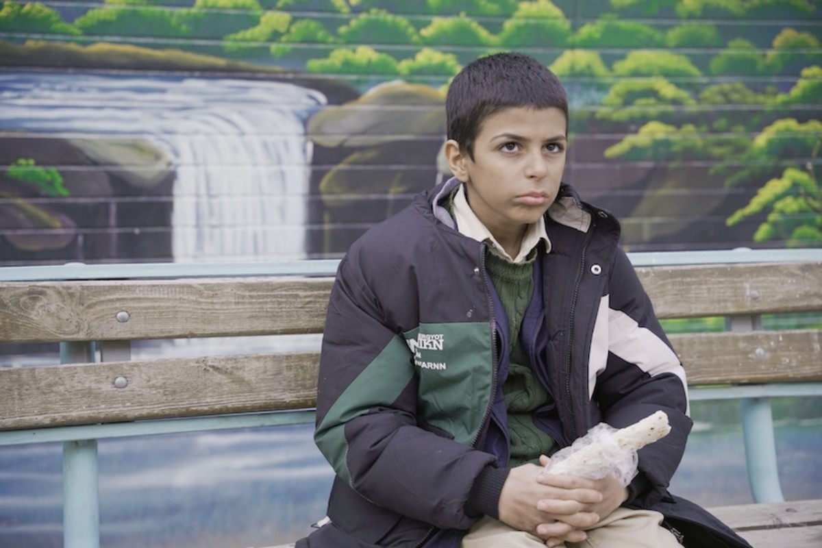 片中主角阿里故意製造竊案、想被同儕注意。圖／《拜偷拜偷》