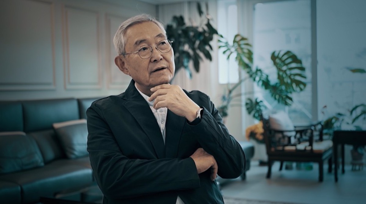 金正基成立防止青少年暴力基金會協助校園霸凌受害者與家庭。圖／《南韓校園霸凌的黑暗真相》