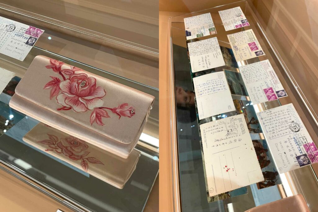 |「歲月足跡」展出廖繼春親筆書寫的明信片、手繪絲綢包袋。